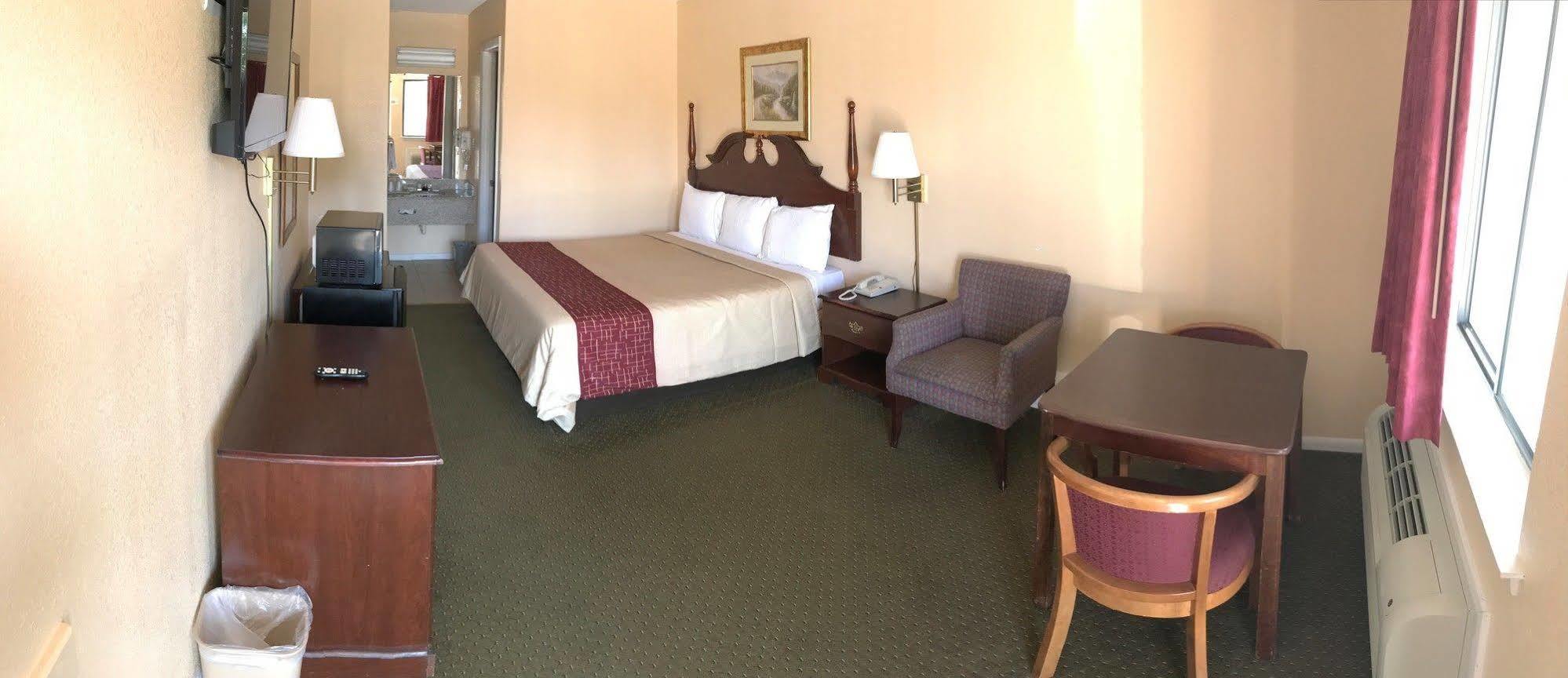 Motor Inns Of America Madisonville Екстериор снимка