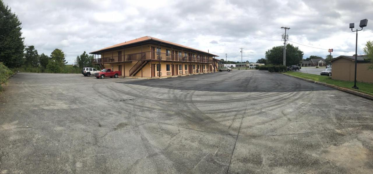 Motor Inns Of America Madisonville Екстериор снимка